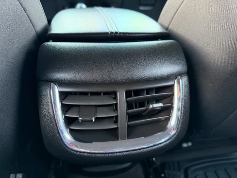 Used 2020 Chevrolet Malibu LT image 27