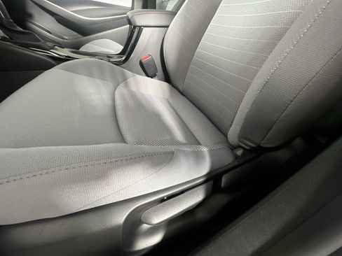 Used 2024 Toyota Corolla SE w/ SE Premium Package FWD image 15