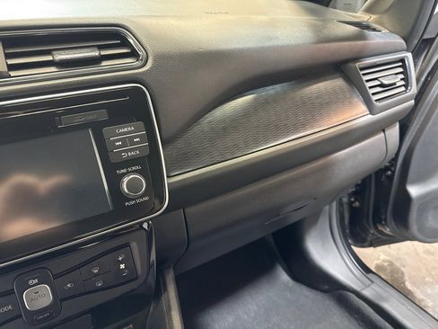 Used 2019 Nissan Leaf SV w/ SV All Weather Package image 27