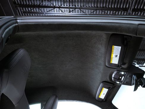Used 2026 Porsche 911 GT3 RWD image 40