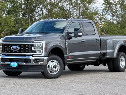 New 2026 Ford F350 Lariat w/ Lariat Ultimate Package