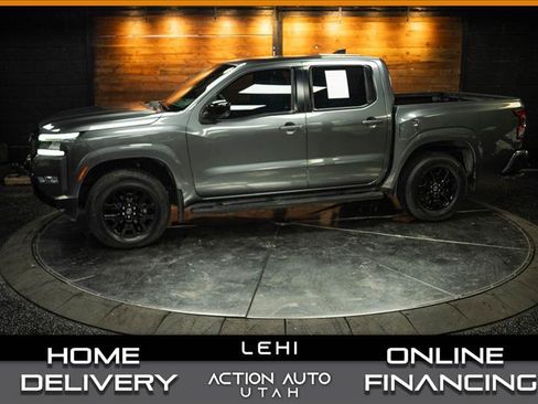 Used 2023 Nissan Frontier SV w/ Midnight Edition Package AWD/4WD image 1