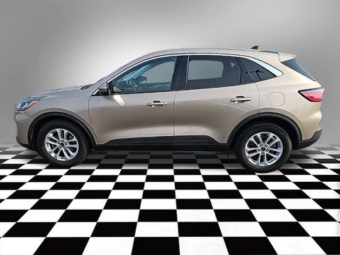 Used 2021 Ford Escape SE image 14