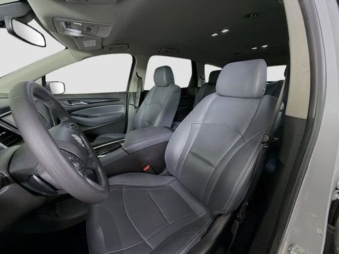 Used 2020 Buick Enclave Essence w/ Sport Touring Edition image 12