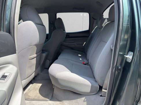 Used 2011 Toyota Tacoma 4x4 Double Cab image 10