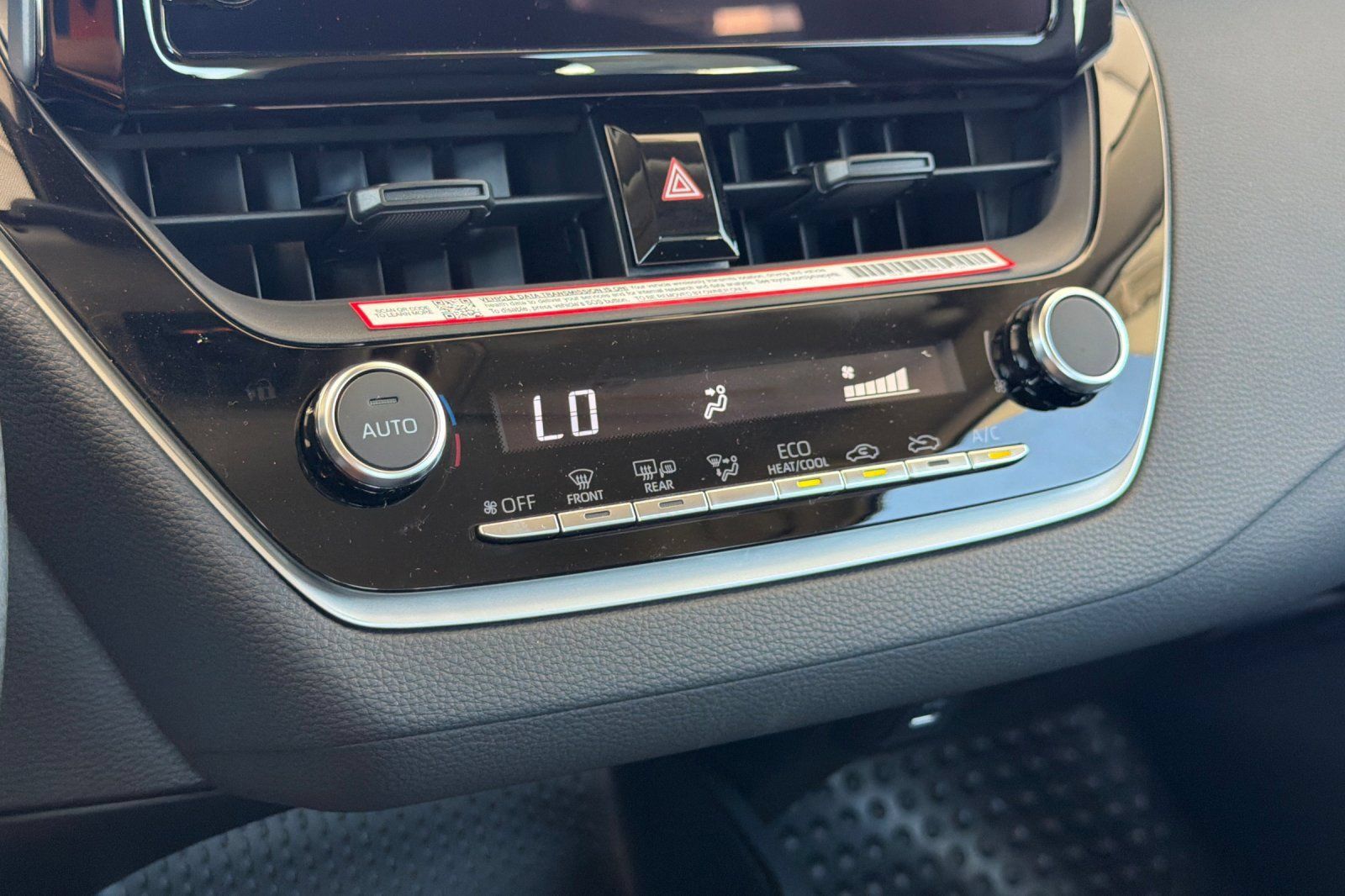 New 2026 Toyota Corolla LE w/ LE Premium Package FWD image 20