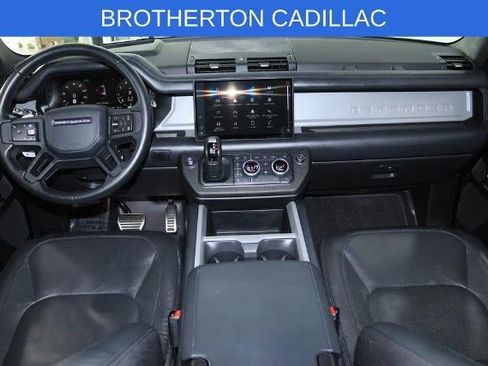 Used 2025 Land Rover Defender 130 V8 AWD/4WD image 29