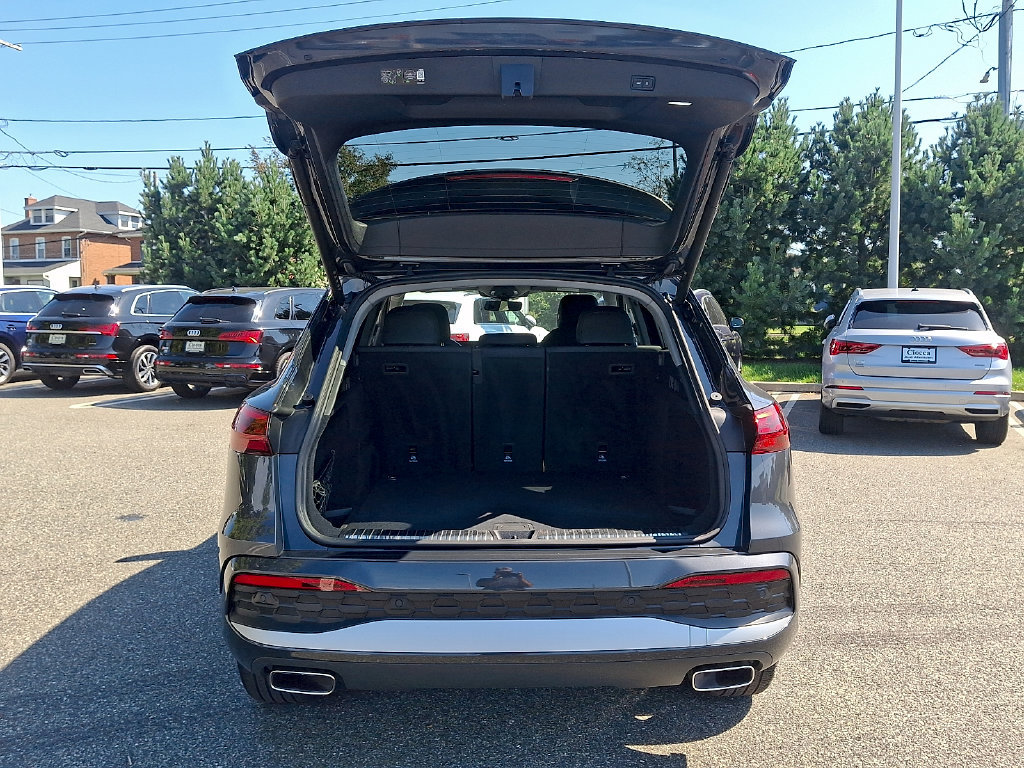 Used 2025 Audi Q5 Premium Plus w/ Premium Plus AWD/4WD image 28