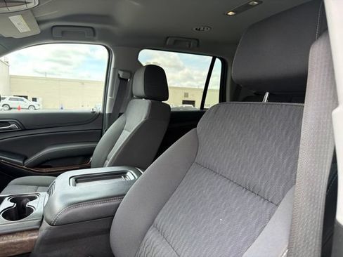 Used 2019 Chevrolet Tahoe LS AWD/4WD image 14