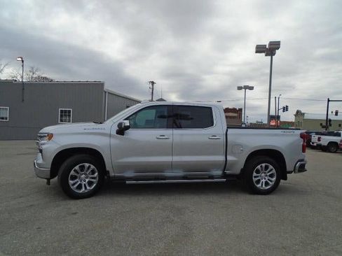 Used 2022 Chevrolet Silverado 1500 LTZ w/ LTZ Convenience Package II image 4