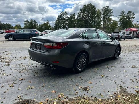 Used 2018 Lexus ES 350 w/ Navigation System Package image 7