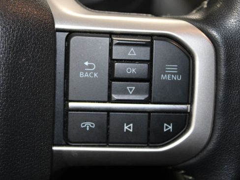 Used 2024 Ford Expedition Max XLT image 23