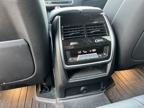 Used 2021 BMW X5 xDrive40i w/ M Sport Package AWD/4WD image 41