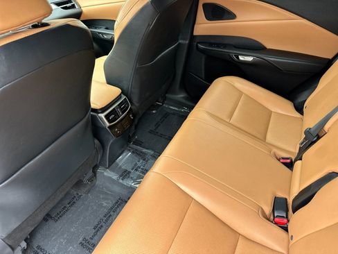 Used 2023 Lexus RX 350 Premium w/ Accessory Package (Z1) FWD image 13