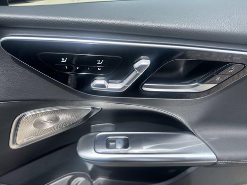 Used 2024 Mercedes-Benz C 300 Sedan image 14
