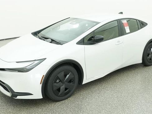 New 2026 Toyota Prius Plug-In Hybrid FWD image 29