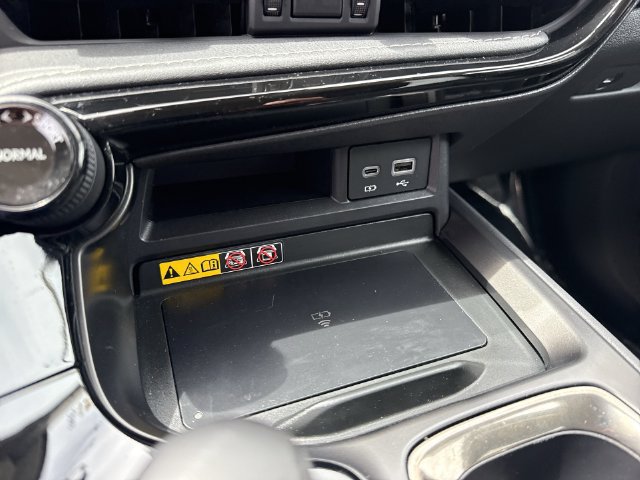 Certified 2025 Lexus NX 250 FWD w/ Accessory Package (Z1) image 21