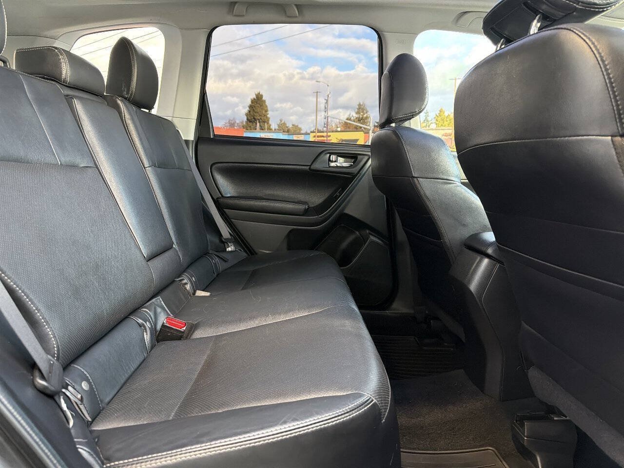 Used 2014 Subaru Forester 2.5i Limited AWD/4WD image 17