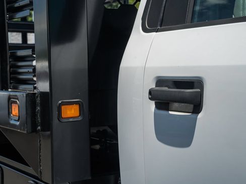 Used 2019 Ford F550 2WD Regular Cab Super Duty w/ Snow Plow Prep Package image 16