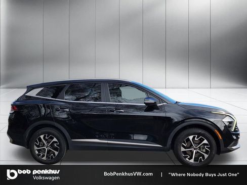 Used 2023 Kia Sportage EX image 23
