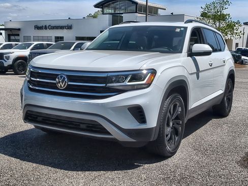 Used 2022 Volkswagen Atlas SE image 4