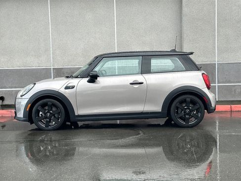 Used 2023 MINI Cooper S w/ Signature Upholstery Package image 7
