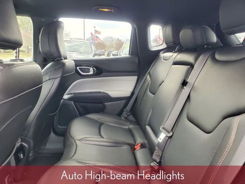 Used 2023 Jeep Compass Limited image 36