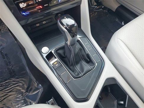 Certified 2023 Volkswagen Tiguan SE image 26