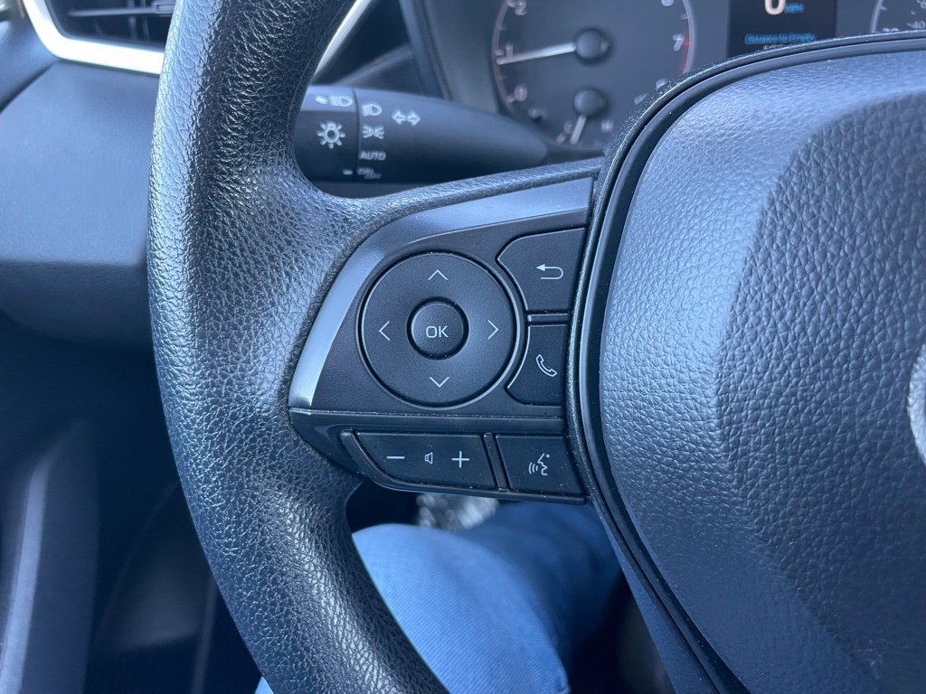 Used 2024 Toyota Corolla LE FWD image 18
