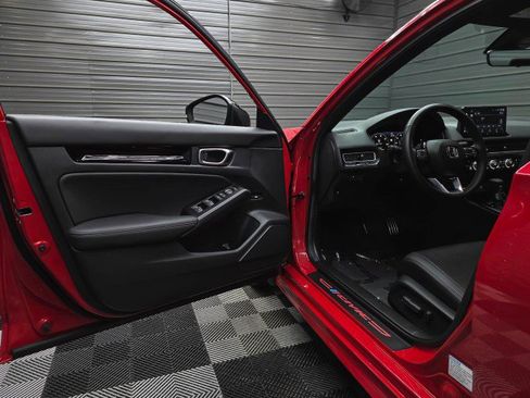 Used 2026 Honda Civic Sport Touring image 31