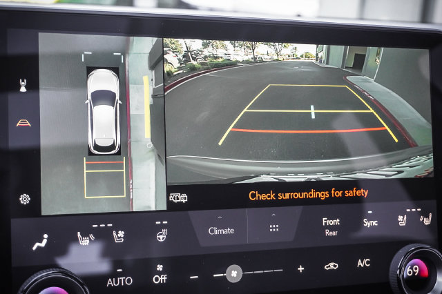 Certified 2026 Lexus RX 450h AWD w/ Convenience Package image 15