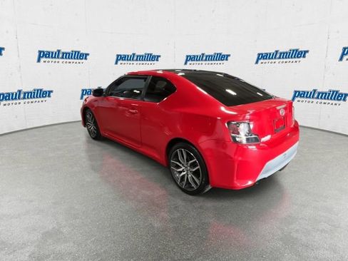 Used 2014 Scion tC FWD image 8