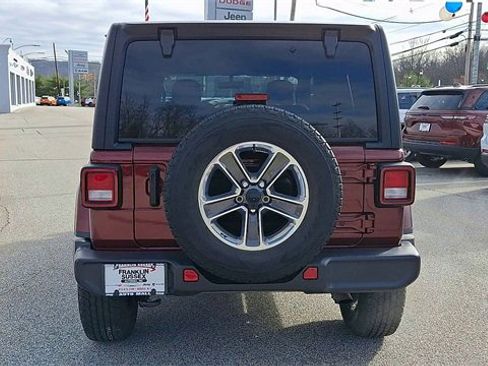 Certified 2022 Jeep Wrangler Unlimited Sahara w/ Cold Weather Group image 7