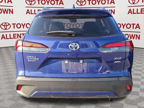 Used 2024 Toyota Corolla Cross XLE w/ Convenience Package AWD/4WD image 3