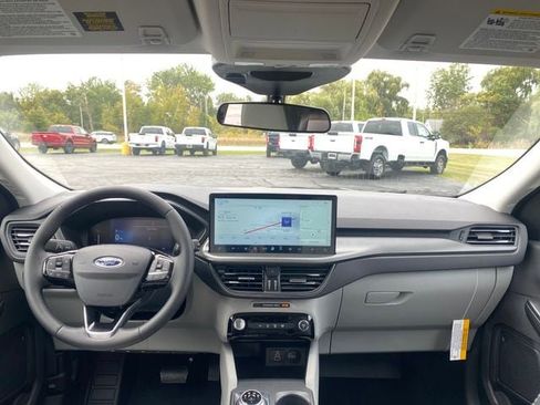 New 2025 Ford Escape SE image 20