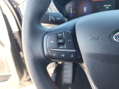 Used 2025 Ford Escape ST-Line AWD/4WD image 40