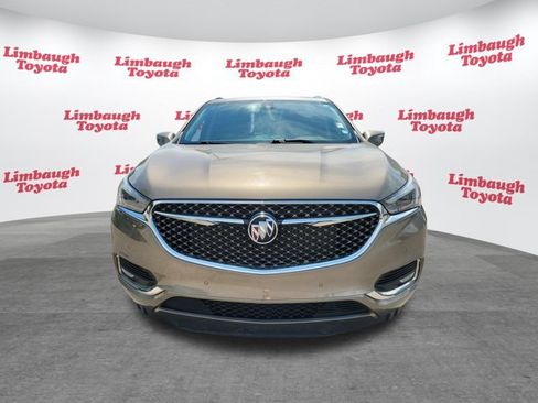 Used 2020 Buick Enclave Avenir w/ Avenir Technology Package FWD image 23