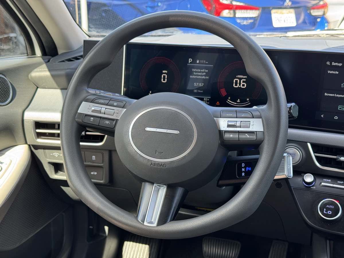 Used 2025 Hyundai Sonata SEL FWD image 23