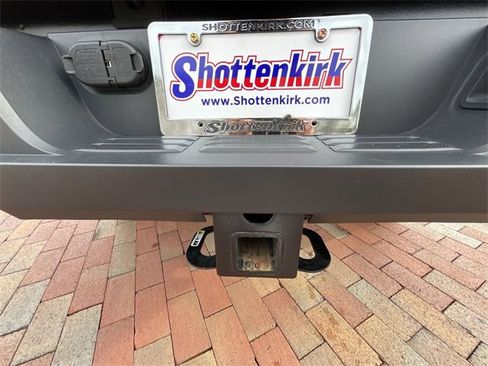 Used 2025 Toyota Tacoma TRD Off-Road image 34