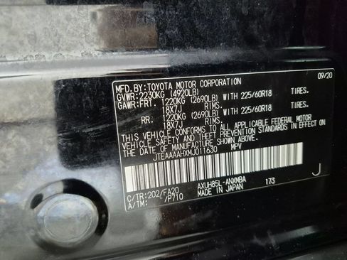 Used 2021 Toyota Venza LE AWD/4WD image 32