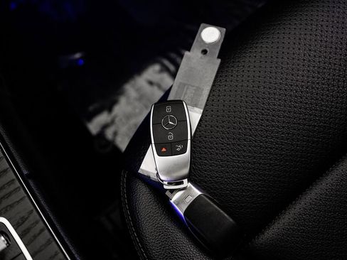 Used 2021 Mercedes-Benz C 300 Sedan w/ Premium Package image 64