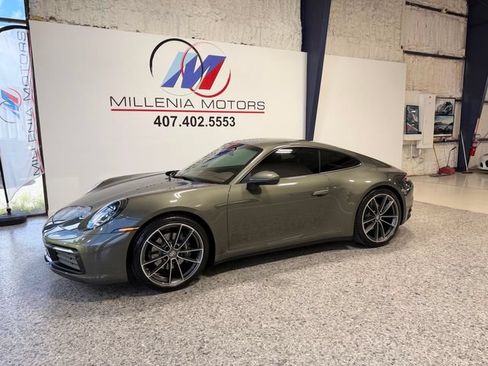 Used 2023 Porsche 911 Carrera w/ Premium Package RWD image 17