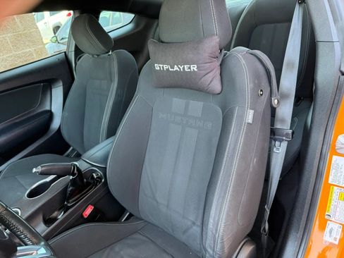 Used 2018 Ford Mustang GT RWD image 39