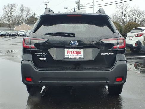 Certified 2023 Subaru Outback Premium image 4