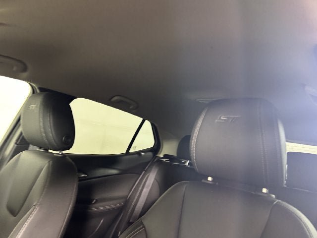 Used 2024 Buick Encore GX Sport Touring w/ Comfort Package FWD image 12