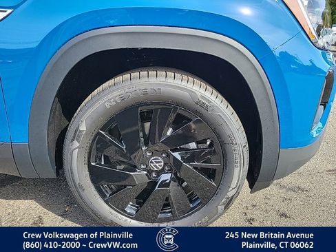 New 2026 Volkswagen Atlas Cross Sport SE image 18