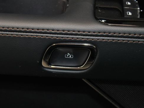 New 2026 Lincoln Aviator 2WD image 44