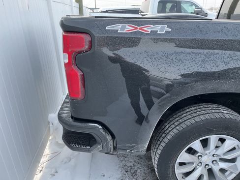 Used 2022 Chevrolet Silverado 1500 Custom image 12