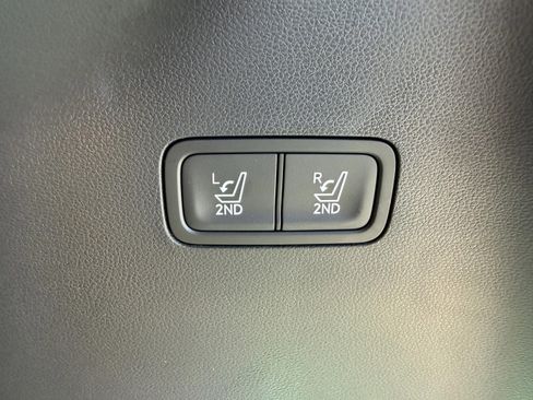 Used 2026 Hyundai Santa Fe SEL FWD image 27