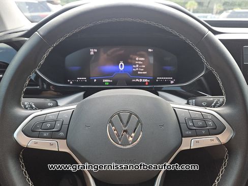 Used 2024 Volkswagen Taos S FWD image 11